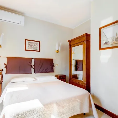Hotel Original