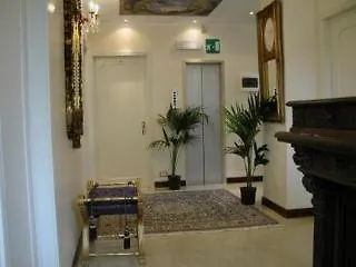 Original فندق